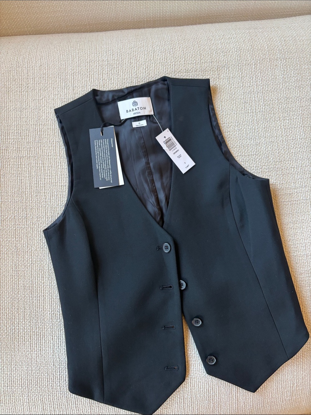 NWT Aritzia Babaton Deniro Vest Size 0
